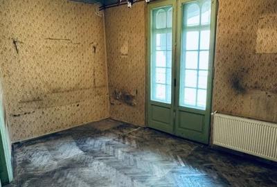 Apartament cu 4 camere decomandat în Unirii