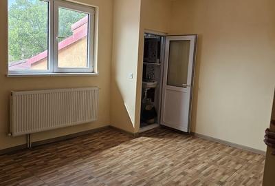 Casă cu 2 camere cu Teren 110 Mp în Faleza Nord - 14