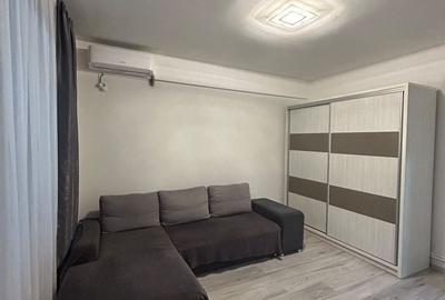 Garsonieră decomandată în Runcu
