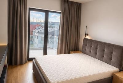 Apartament cu 2 camere semidecomandat, mobilat în Pipera