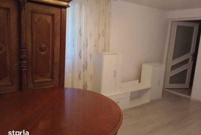 Casă cu 4 camere cu Teren 160 Mp în Gara Veche - 1