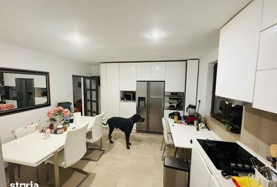 Casă cu 6 camere cu Teren 500 Mp în Rediu - 8