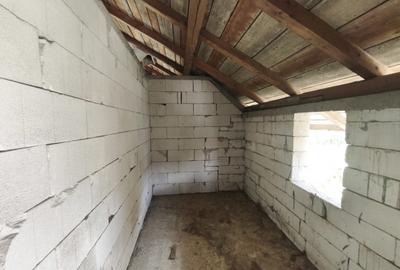 Casă cu 5 camere cu Teren 4400 Mp în Central - 13