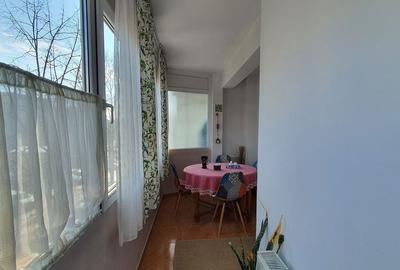 Apartament cu 2 camere decomandat în Micro 14 - 3