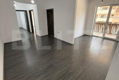 Apartament cu 3 camere decomandat, mobilat în Sud
