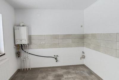 Casă cu 4 camere cu Teren 400 Mp în Clinceni