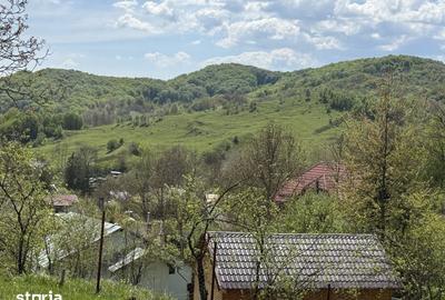 Teren de 2440 mp, în Central - 16