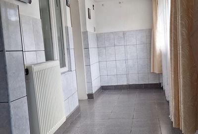 Casă cu 3 camere în CFR - 11