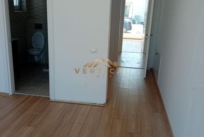 Casă cu 3 camere în Dobreni