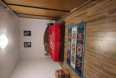 Casă în 16 Februarie - 2