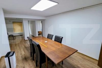 Apartament cu 2 camere semidecomandat, mobilat în Cetate - 2