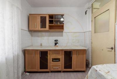 Apartament cu 3 camere decomandat în Central - 8