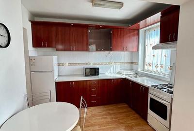 Apartament cu 3 camere în Central - 1