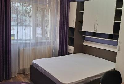Apartament cu 3 camere decomandat, mobilat în Podul de Piatră - 4