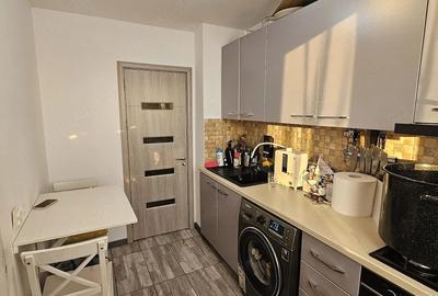 Apartament cu 3 camere decomandat în Trivale - 1