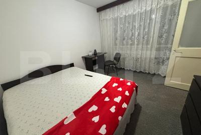 Apartament cu 3 camere nedecomandat, mobilat în Podu Roș - 2