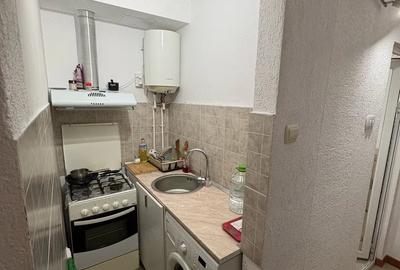 Garsonieră decomandată în Țiglina 1