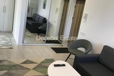 Apartament cu 2 camere semidecomandat, mobilat în Central