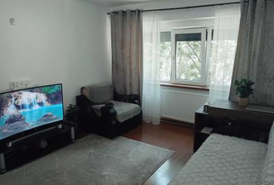 Apartament cu 2 camere decomandat în ICIL