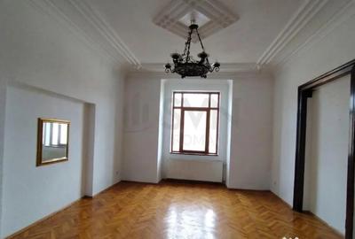 Apartament cu 3 camere decomandat în Moșilor - 1