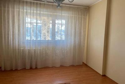 Apartament cu 2 camere decomandat în Frații Golești - 5