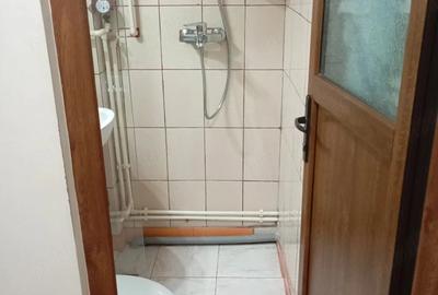Garsonieră decomandată în Central - 1