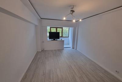 Apartament cu 2 camere decomandat în Tomis Nord - 1
