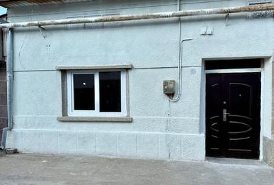 Casă cu 3 camere cu Teren 438 Mp în Central