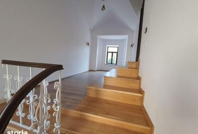Casă cu 6 camere cu Canalizare în Ultracentral - 6
