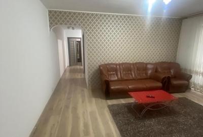 Apartament cu 3 camere semidecomandat în Sud - 1