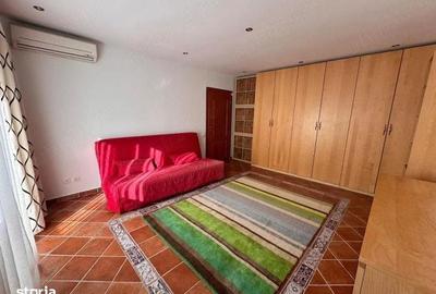 Apartament cu 2 camere decomandat în Muncii