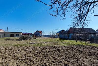 Teren de 800 mp, în Dumbrava - 2
