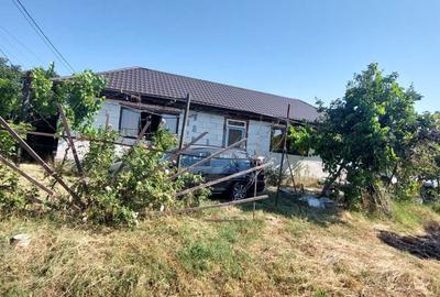 Casă cu 3 camere în Budeni