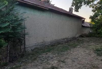 Casă cu 4 camere în Central - 3