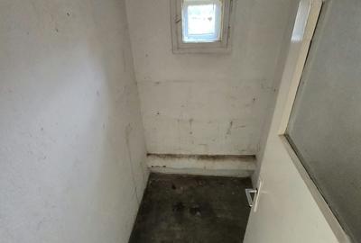 Casă cu 4 camere cu Teren 719 Mp în Burdea