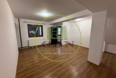Casă individuală cu 4 camere cu Canalizare în Rovine - 5