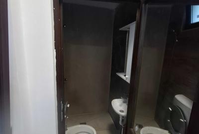 Casă cu 4 camere cu Teren 350 Mp în Unirii