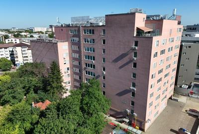 Birou, de 9,520 mp, în DN 1 - 2