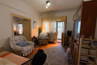 Apartament cu 2 camere decomandat în Batistei