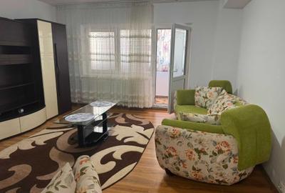 Apartament cu 2 camere decomandat în Micro 6 - 2