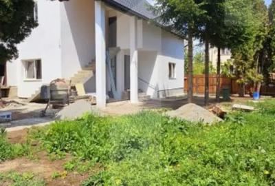 Casă cu 7 camere cu Teren 590 Mp în Semicentral - 9