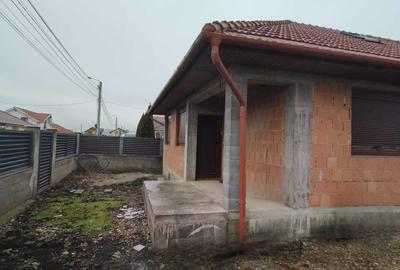 Casă cu 3 camere în Câmpia Turzii - 2