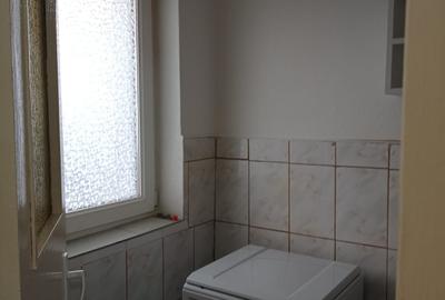 Garsonieră decomandată în Turnătorie