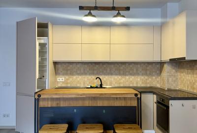 Apartament cu 3 camere semidecomandat, mobilat în Unirii - 2
