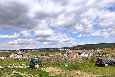 Teren de 420 mp, în Central - 2