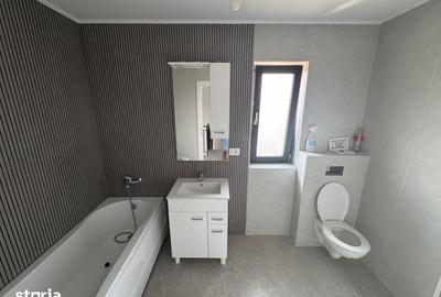 Casă cu 3 camere cu Teren 200 Mp în Miroslava
