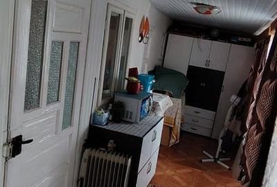 Casă cu 4 camere în Cucorăni