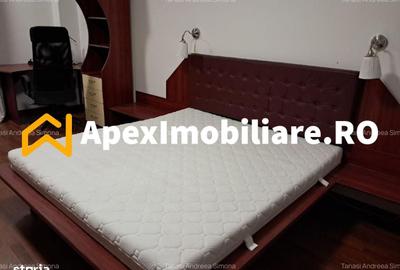 Apartament cu 3 camere decomandat în Aviatorilor