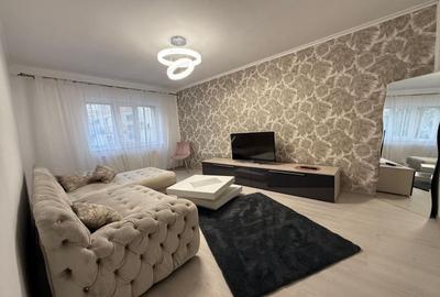 Apartament cu 2 camere decomandat, mobilat în Complex Studențesc