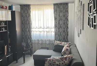 Apartament cu 2 camere decomandat în Săvinești